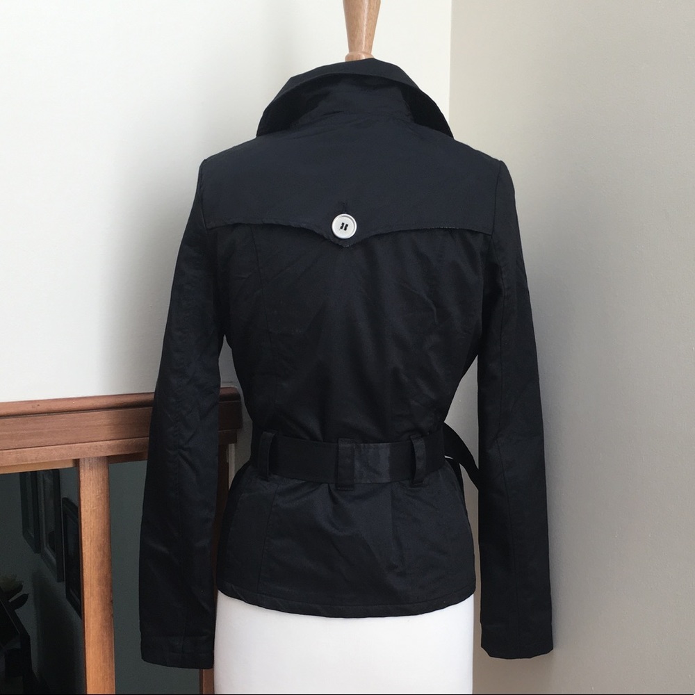 JouJou Cropped Double Button Belted trench coat - Picture 2 of 7